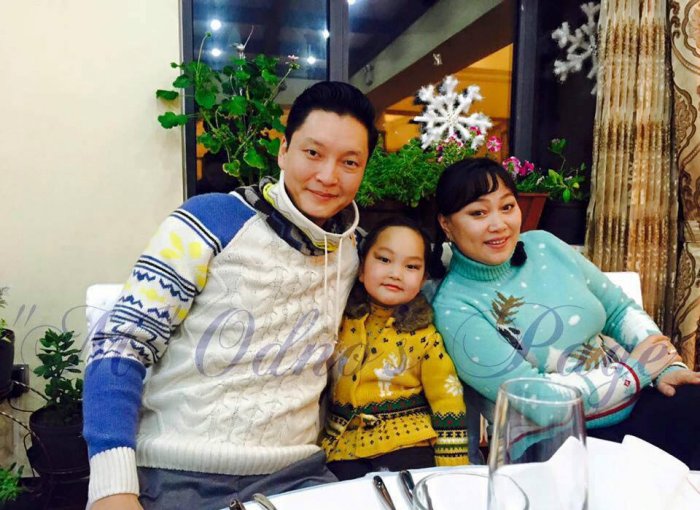 Т.Бархүүгийн Сүндари “яахав дээ явж л байна” /эгдүүтэй бичлэг/